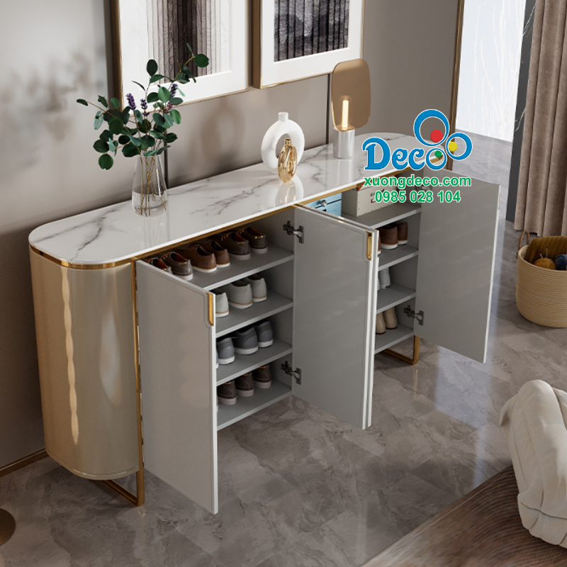 Khoang chứa bên trong tủ giày