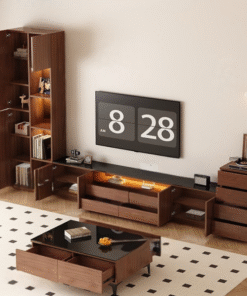 Không gian bên trong tủ trang trí