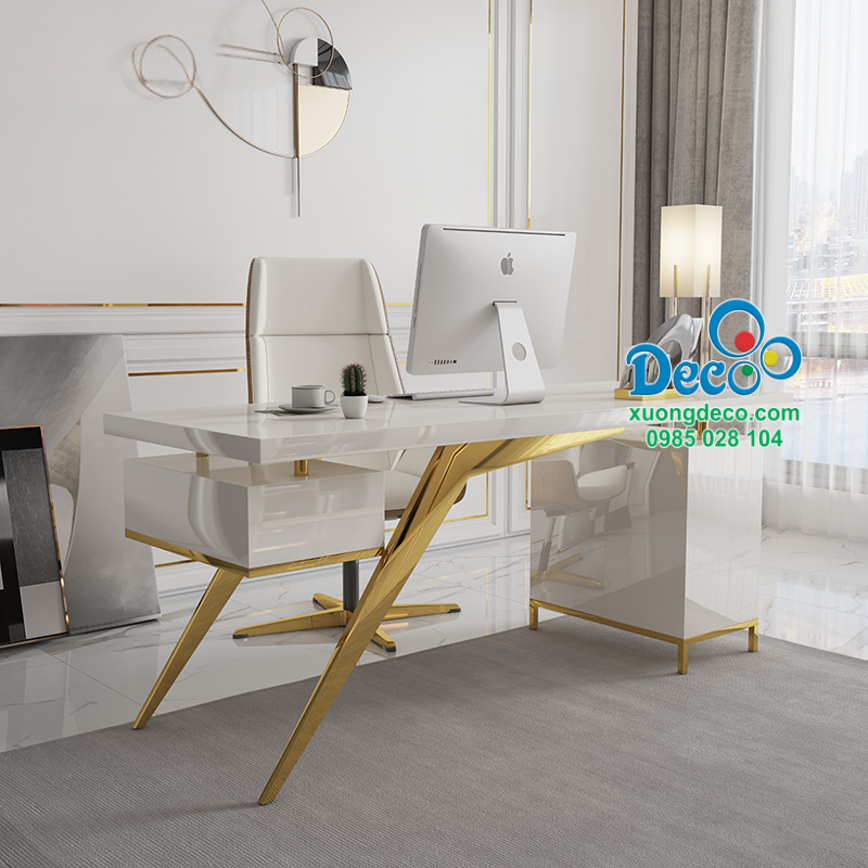 Bàn lãnh đạo cao cấp