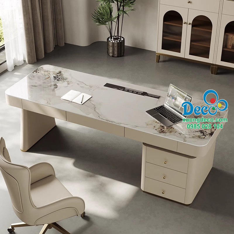 Bàn lãnh đạo cho các sếp