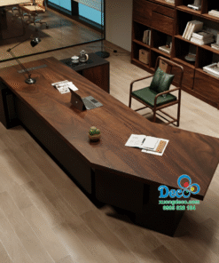 Mặt bàn làm việc rộng rãi