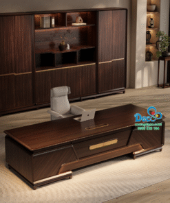 Mặt bàn làm việc rộng rãi