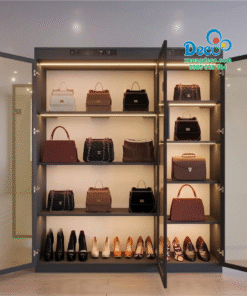 Thiết kế tích hợp khoang để túi và giày