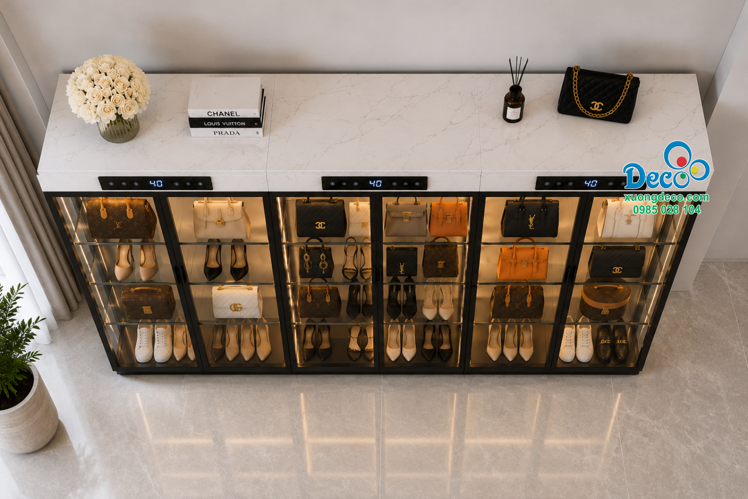 Tủ nhôm kính 4 bề Deco trưng bày và chăm sóc đồ hàng hiệu tại nhà