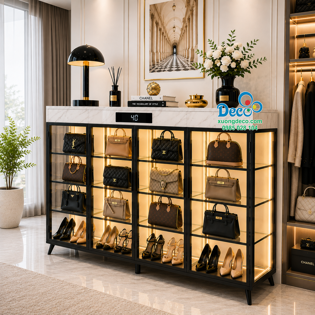 Tủ nhôm kính 4 bề TTLX42 thiết kế dành riêng cho đồ hàng hiệu triệu đô