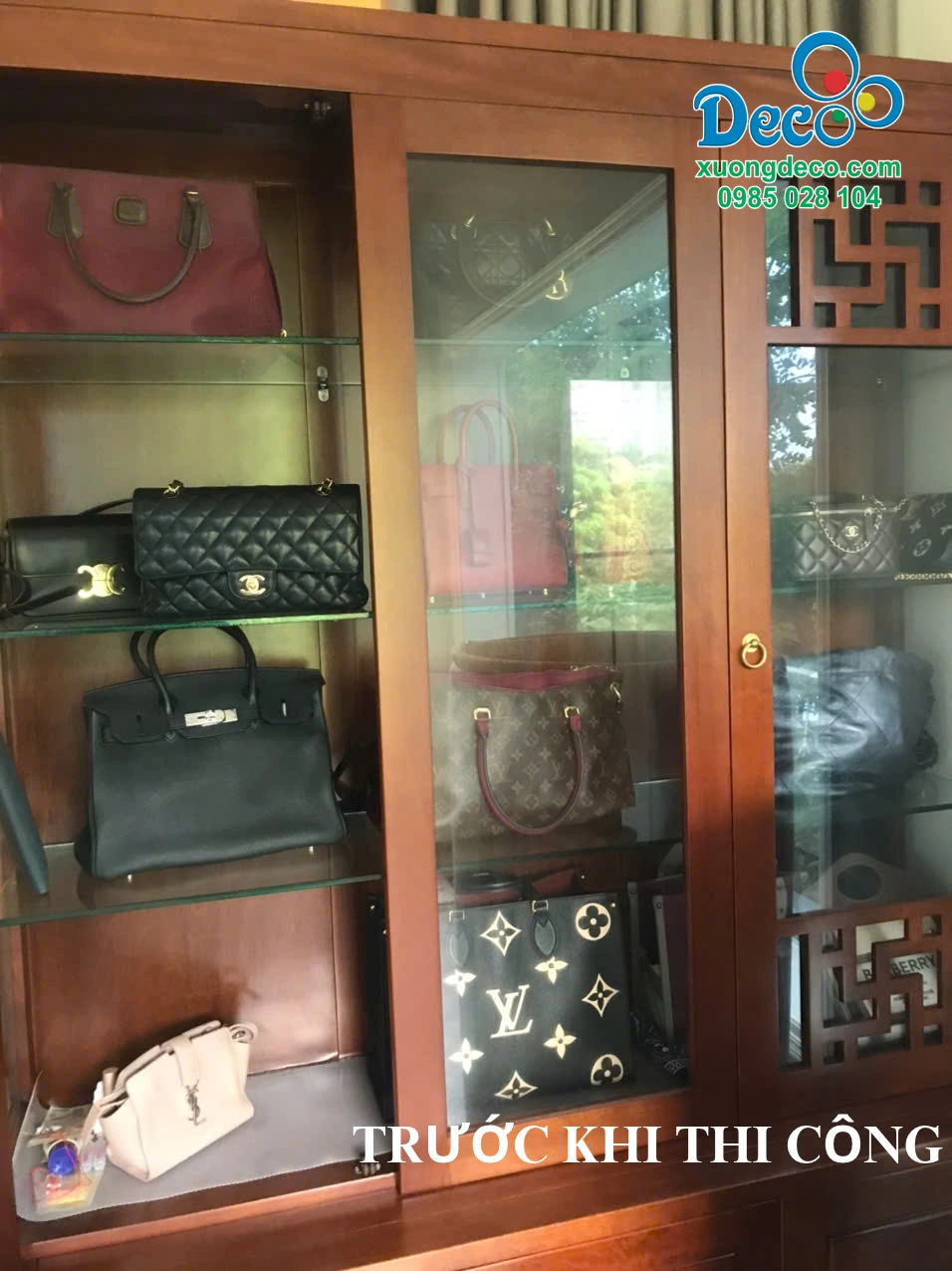 Tủ để túi cũ của chị